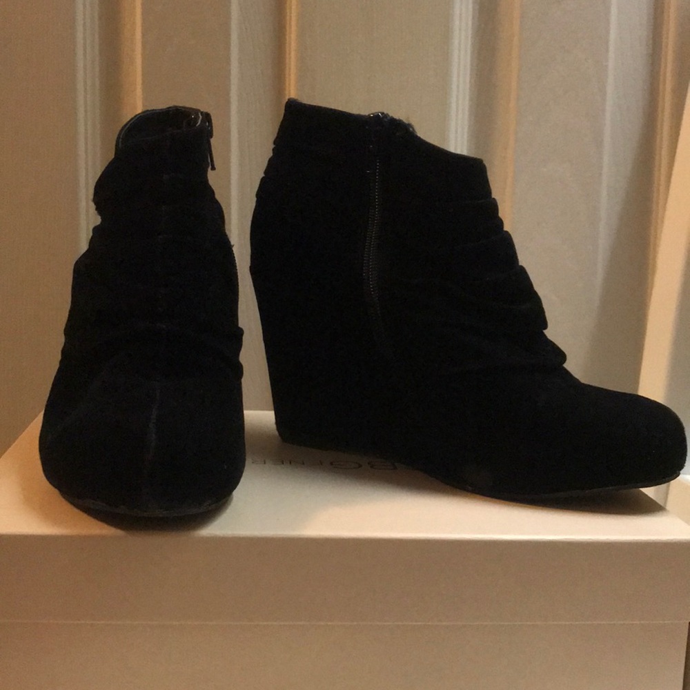 Black Velvet Wedged Booties